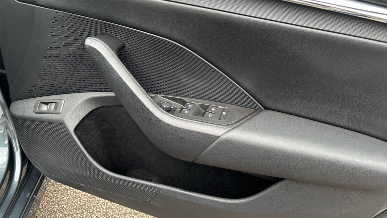 Skoda Octavia 1.4 TSI iV SE L DSG 5dr Hatchback